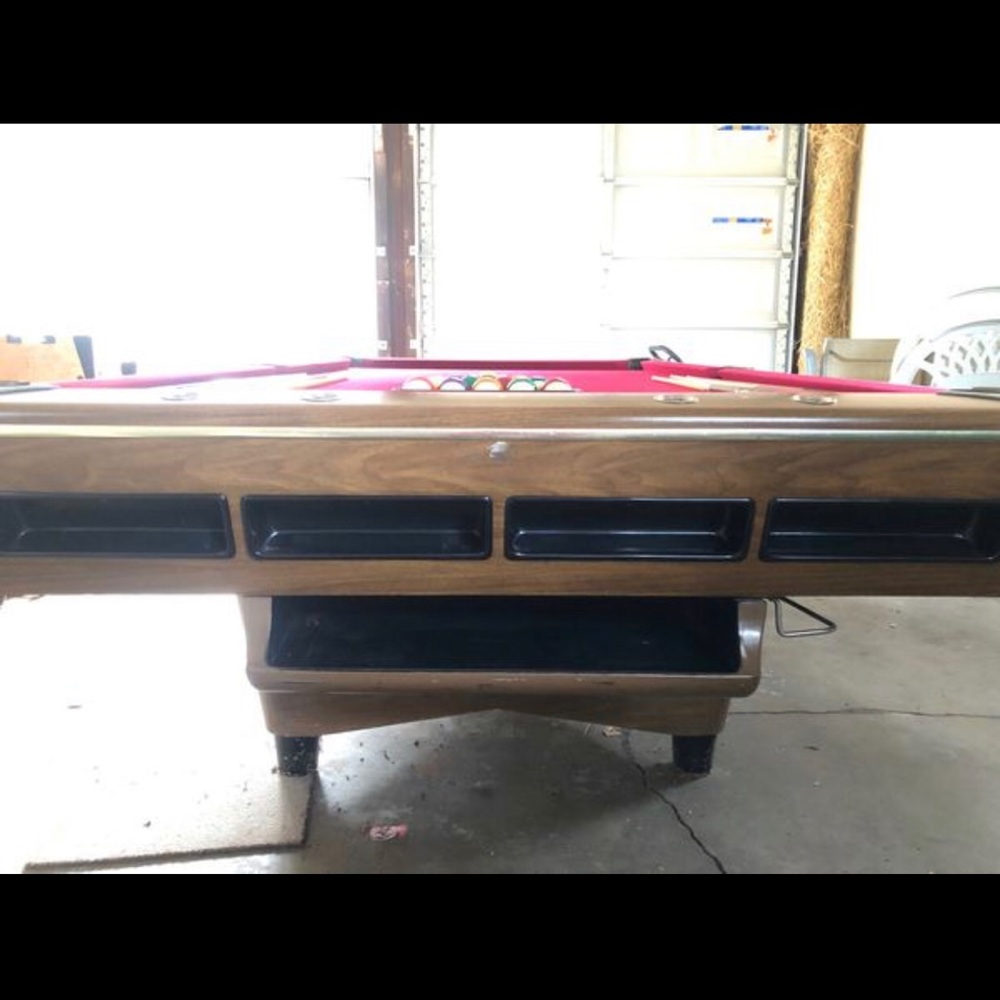 Pool table - Picture 4 of 7